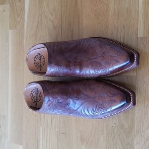 Lucchese Mules